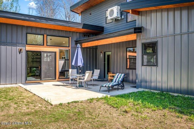 10130 W Pine ST, Sandpoint, ID 83864