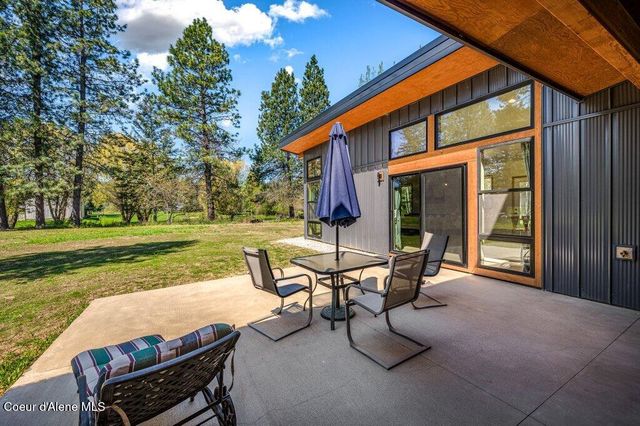 10130 W Pine ST, Sandpoint, ID 83864