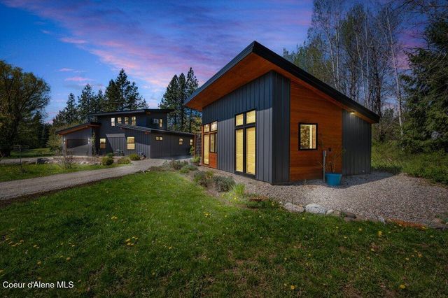 10130 W Pine ST, Sandpoint, ID 83864