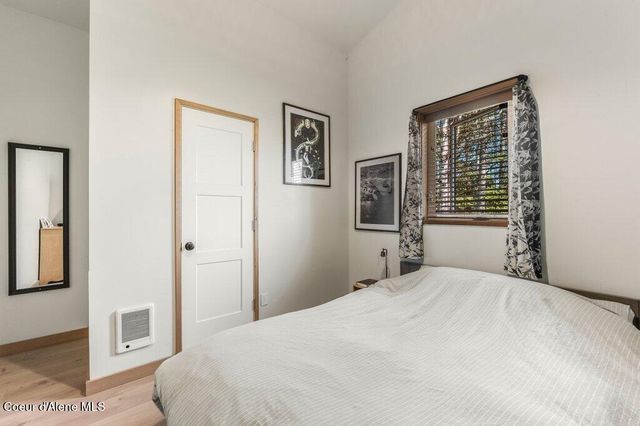 10130 W Pine ST, Sandpoint, ID 83864