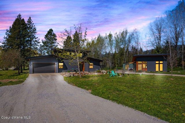 10130 W Pine ST, Sandpoint, ID 83864