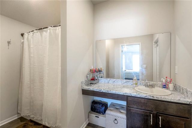 532 SE Reid Street, Blue Springs, MO 64014