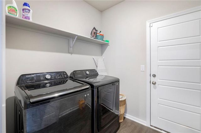 532 SE Reid Street, Blue Springs, MO 64014