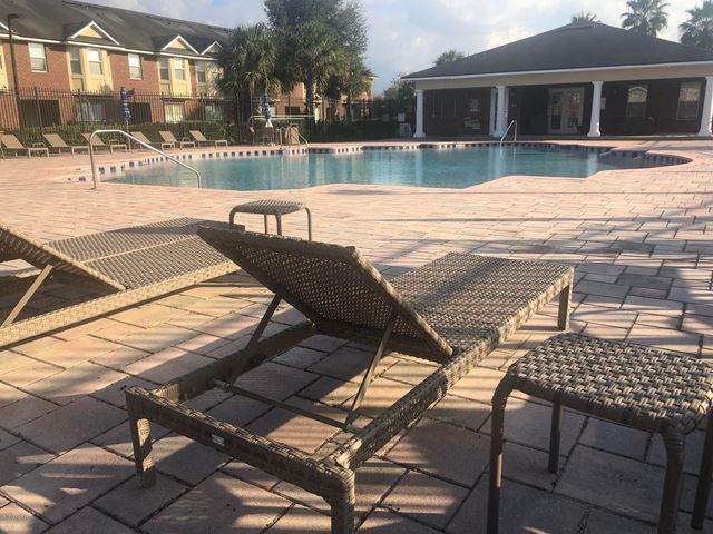 1480 PITNEY Circle, Jacksonville, FL 32225
