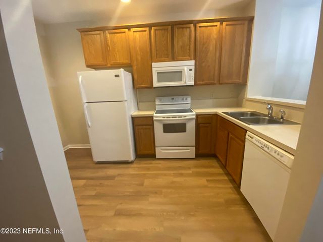 1480 PITNEY Circle, Jacksonville, FL 32225