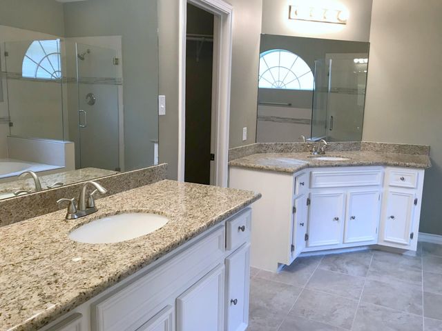 11514 Aspenway Drive, Houston, TX 77070