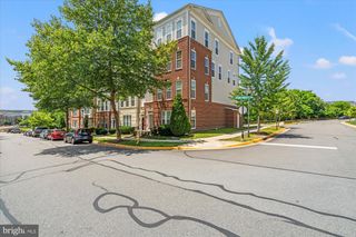 14890 POTOMAC BRANCH DR, Woodbridge, VA 22191
