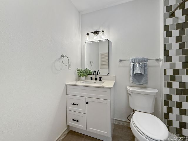 4015 Ramsgate, San Antonio, TX 78230