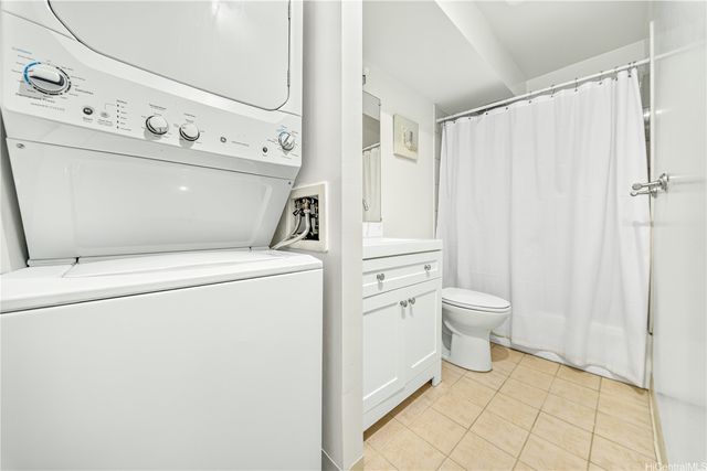 469 Ena Road 1512, Honolulu, HI 96815