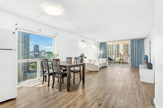 469 Ena Road 1512, Honolulu, HI 96815