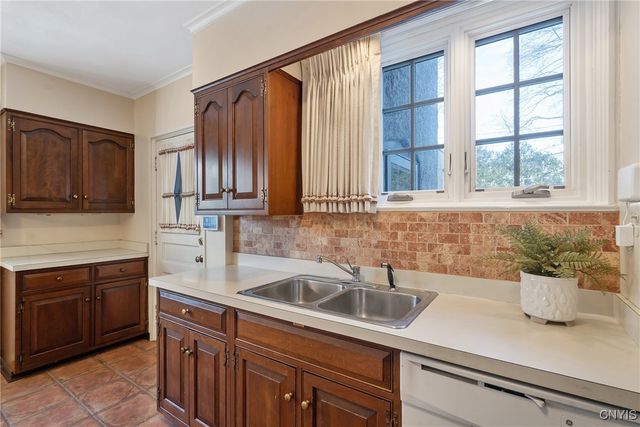 310 Sedgwick Drive, Syracuse, NY 13203