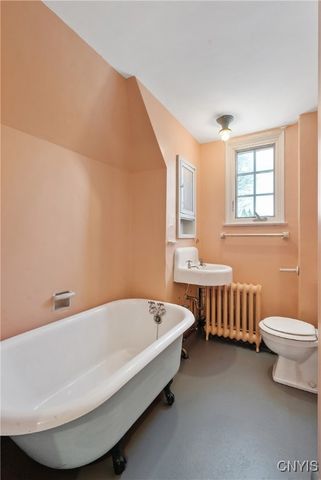 310 Sedgwick Drive, Syracuse, NY 13203