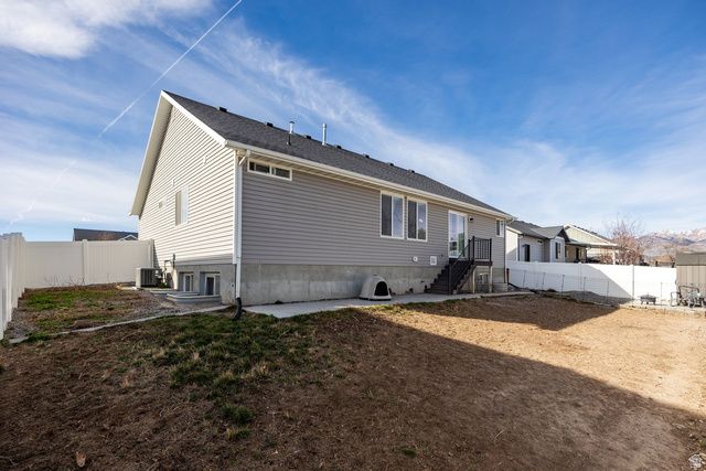 237 E TATE CT, Grantsville, UT 84029