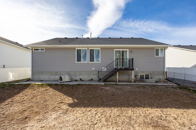 237 E TATE CT, Grantsville, UT 84029