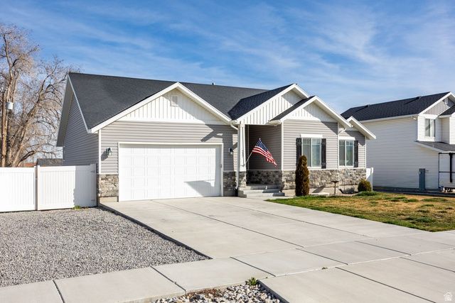 237 E TATE CT, Grantsville, UT 84029