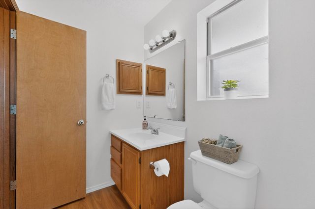 9 Apache Plume Road, Los Lunas, NM 87031