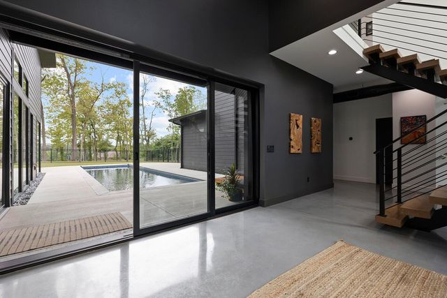 861 Bantry Court, Nixa, MO 65714