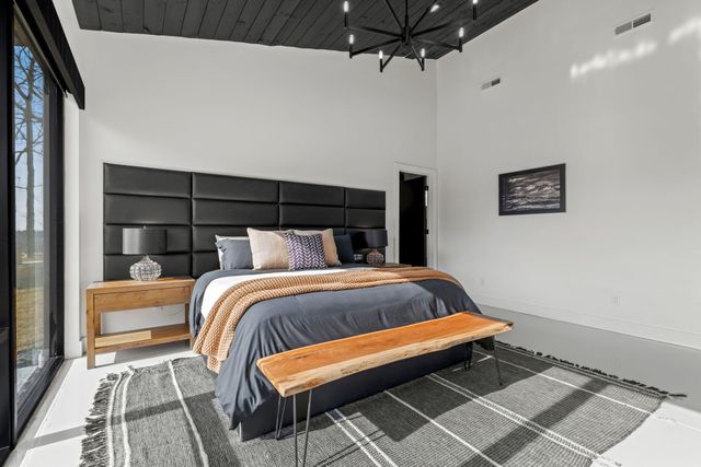 861 Bantry Court, Nixa, MO 65714