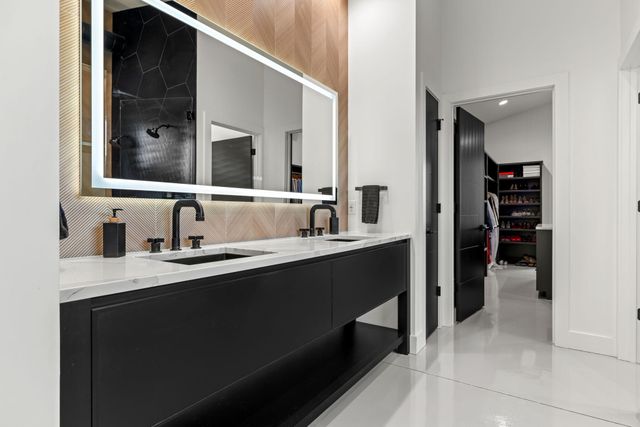 861 Bantry Court, Nixa, MO 65714