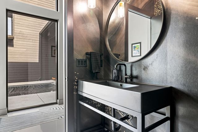 861 Bantry Court, Nixa, MO 65714