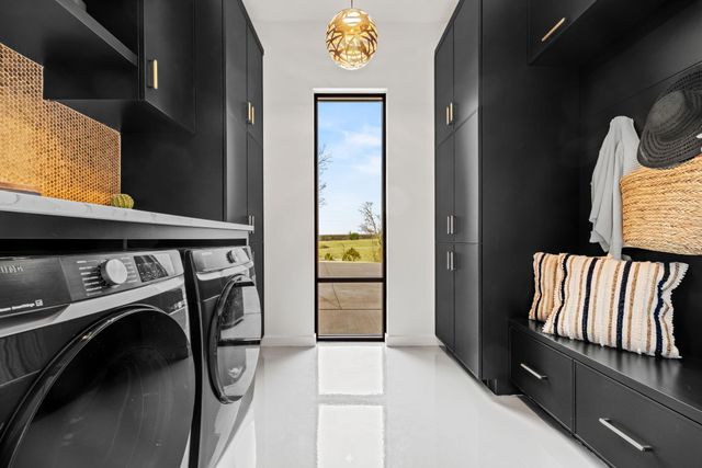 861 Bantry Court, Nixa, MO 65714