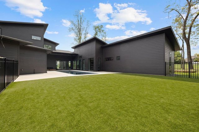 861 Bantry Court, Nixa, MO 65714