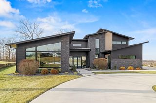 861 Bantry Court, Nixa, MO 65714