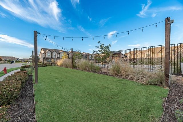 2610 La Cala Drive, Grand Prairie, TX 75054