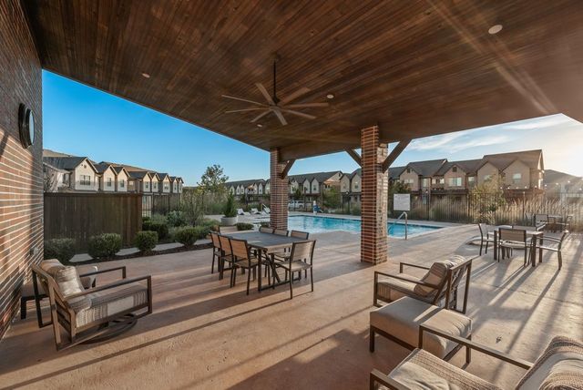 2610 La Cala Drive, Grand Prairie, TX 75054