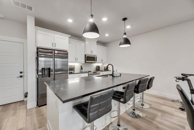 2610 La Cala Drive, Grand Prairie, TX 75054