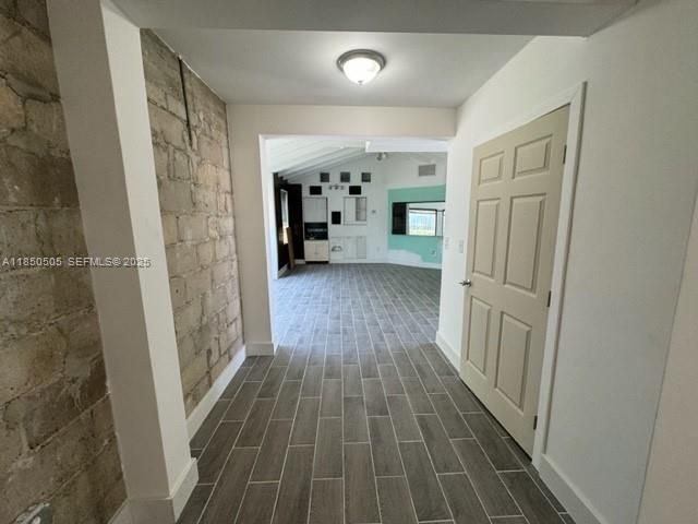 611 NE 86 st, Miami, FL 33138