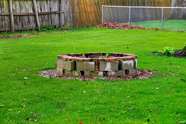 3712 Blueridge Lane, Fort Wayne, IN 46815