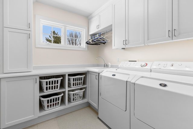 781 Ferndale Road N, Orono, MN 55391