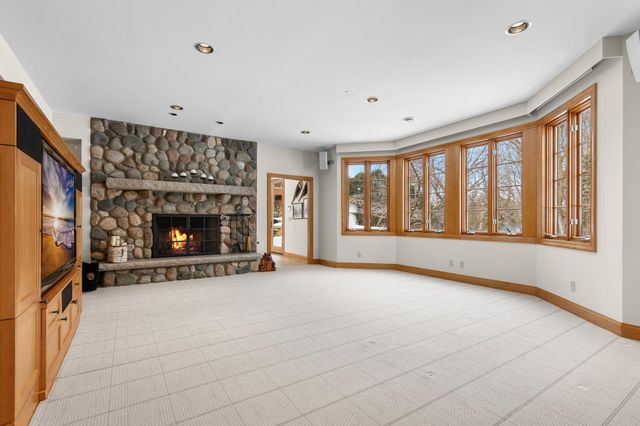 781 Ferndale Road N, Orono, MN 55391