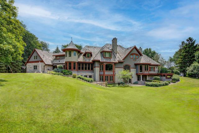 781 Ferndale Road N, Orono, MN 55391