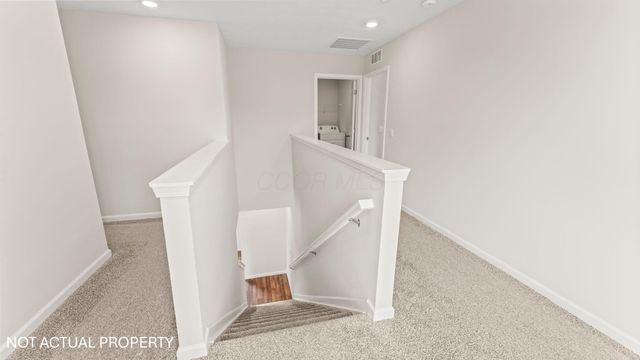 5983 Pitch Pine Drive, Canal Winchester, OH 43110