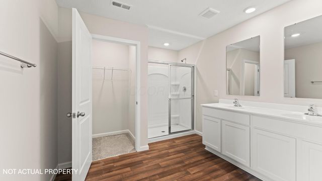 5983 Pitch Pine Drive, Canal Winchester, OH 43110