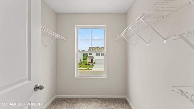 5983 Pitch Pine Drive, Canal Winchester, OH 43110