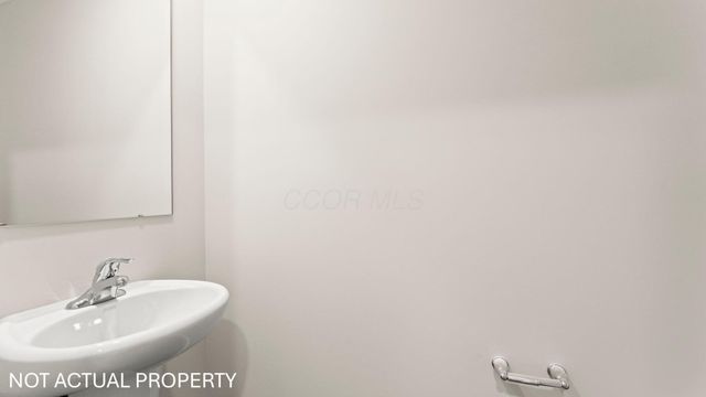 5983 Pitch Pine Drive, Canal Winchester, OH 43110