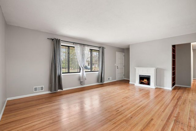 6236 Major Avenue N, Brooklyn Center, MN 55429