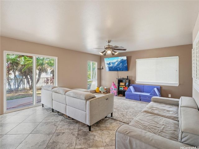 87-2201 Pakeke Street 65, Waianae, HI 96792
