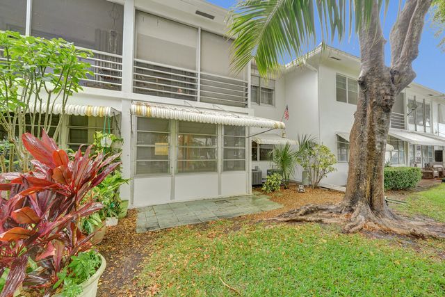 2551 W Golf Boulevard 108, Pompano Beach, FL 33064