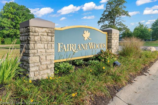 5237 Royal Vale Lane, Dearborn, MI 48126