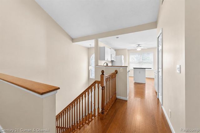 5237 Royal Vale Lane, Dearborn, MI 48126