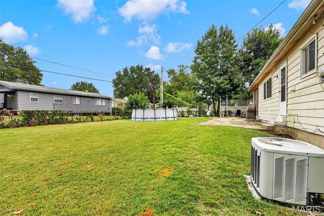 1319 Coppergate Lane, Spanish Lake, MO 63138
