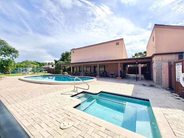 1720 NW 73rd Avenue, Plantation, FL 33313