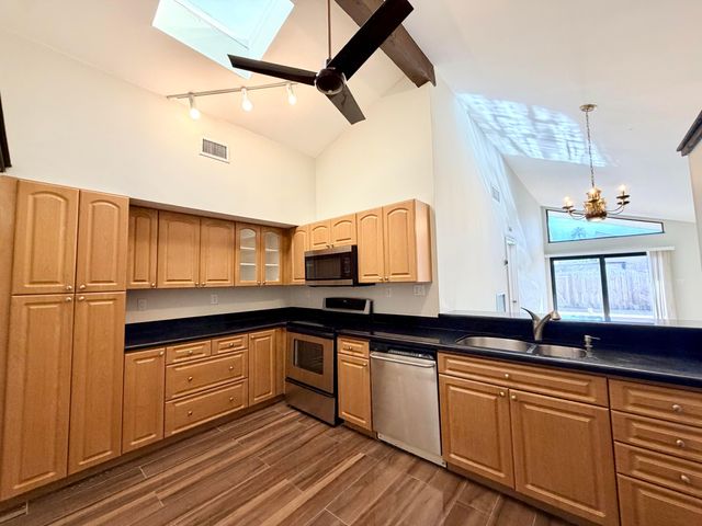 1720 NW 73rd Avenue, Plantation, FL 33313