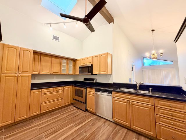 1720 NW 73rd Avenue, Plantation, FL 33313