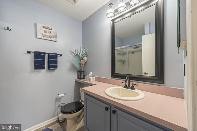1202 WHARTON RD, Mount Laurel, NJ 08054