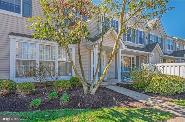1202 WHARTON RD, Mount Laurel, NJ 08054